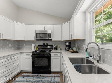 Move In Ready Home in Lake Tansi!! This spacious 2 bedroom PLUS on Lake Tansi Village Country Club in Tennessee - for sale on GolfHomes.com, golf home, golf lot