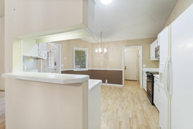 Explore this fantastic opportunity at 32 Promesa Place in Hot on Magellan Golf Course in Arkansas - for sale on GolfHomes.com, golf home, golf lot