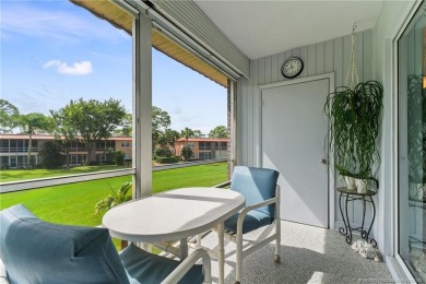 Unlimited golf for under $100k in Stuart?? This charming 2 BR 1 on Monterey Yacht and Country Club in Florida - for sale on GolfHomes.com, golf home, golf lot