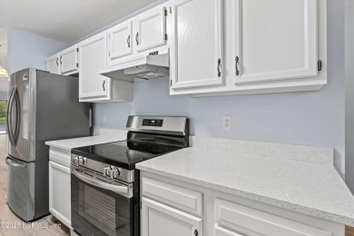 Welcome to this elegantly renovated 2-bedroom, 2-bath home on Julington Creek Golf Club in Florida - for sale on GolfHomes.com, golf home, golf lot