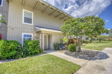 GORGEOUS IN RIVERBEND! Welcome to this terrific townhome with on Riverbend Golf Club in Florida - for sale on GolfHomes.com, golf home, golf lot