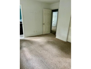 NICE partial renovations on this Handyman Special! PRICED TO on Golf Club At Wescott Plantation in South Carolina - for sale on GolfHomes.com, golf home, golf lot