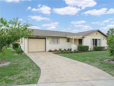 Charming 2-Bedroom, 2.5-Bathroom Home in Prime Location - A on Golf Hammock Country Club in Florida - for sale on GolfHomes.com, golf home, golf lot