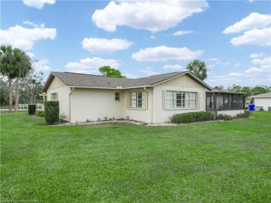 Charming 2-Bedroom, 2.5-Bathroom Home in Prime Location - A on Golf Hammock Country Club in Florida - for sale on GolfHomes.com, golf home, golf lot