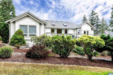 Impeccable 1 Owner 3,165 SQ FT Home in Sunland. Covered Front on SunLand Golf and Country Club in Washington - for sale on GolfHomes.com, golf home, golf lot