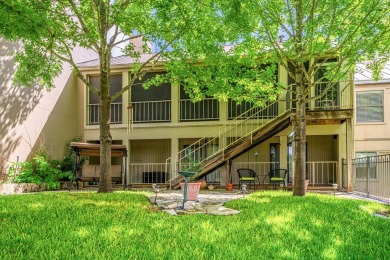 This 3 bedroom 3 bath townhome is perfectly situated right on on Riverhill Country Club in Texas - for sale on GolfHomes.com, golf home, golf lot