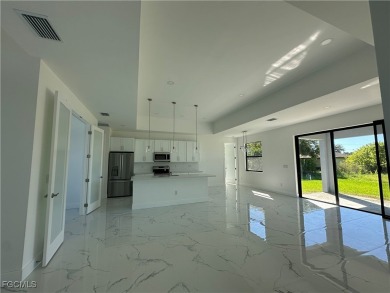 Amazing location! Home features 3 bedrooms, 3 full bathrooms, 2 on Copperhead Golf Club in Florida - for sale on GolfHomes.com, golf home, golf lot