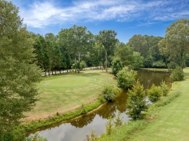 The Par 3 West Golf Course. 22.82 Acres, Pro Shop, Home, Shop on Par 3 West in South Carolina - for sale on GolfHomes.com, golf home, golf lot