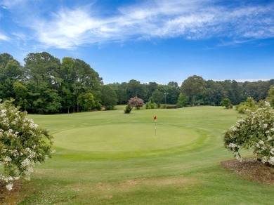 The Par 3 West Golf Course. 22.82 Acres, Pro Shop, Home, Shop on Par 3 West in South Carolina - for sale on GolfHomes.com, golf home, golf lot