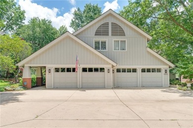 Perfect for those who love the outdoors, this home resides just on Paradise Valley Athletic Club in Arkansas - for sale on GolfHomes.com, golf home, golf lot