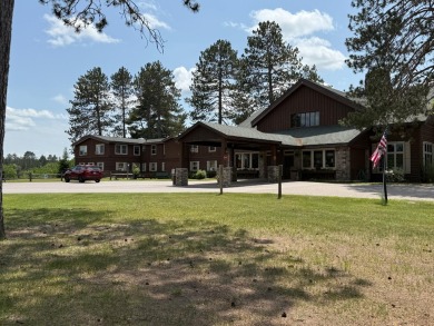 Turn-key 1 bed, 1 bath condo in the popular Gateway Lodge in on Gateway Golf Club in Wisconsin - for sale on GolfHomes.com, golf home, golf lot