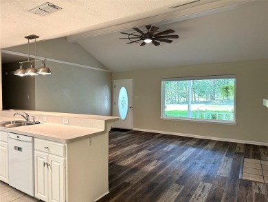 Wonderful Move in ready 3BD-2BA-2LA home on 3 lots (one fee!) on Holly Lake Ranch Golf Club in Texas - for sale on GolfHomes.com, golf home, golf lot