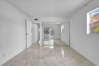 Beautifully updated first-floor unit in the sought-after Kings on Kings Point Golf - Executive in Florida - for sale on GolfHomes.com, golf home, golf lot