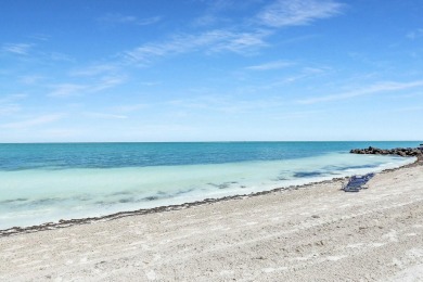 Paradise found in Key Colony Beach with weekly rentals allowed! on Key Colony Beach Golf Course in Florida - for sale on GolfHomes.com, golf home, golf lot
