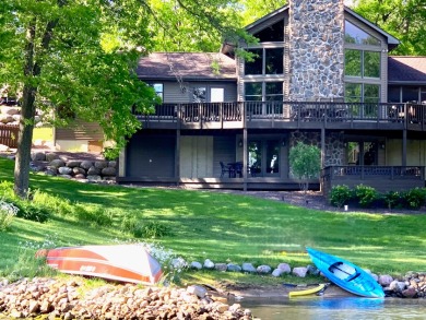 Exceptional 4 BD, 4 BA Where You Can Experience Best of Lake Life on Oak Run Golf Course in Illinois - for sale on GolfHomes.com, golf home, golf lot