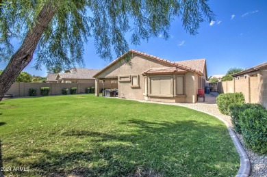 Great location on the golf course and walking distance to on Las Colinas Golf Club in Arizona - for sale on GolfHomes.com, golf home, golf lot