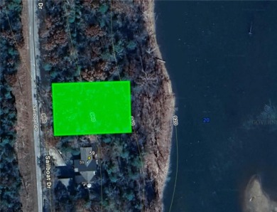 Build your dream home or invest in this gorgeous lakefront lot on Holiday Island Executive Golf Course in Arkansas - for sale on GolfHomes.com, golf home, golf lot
