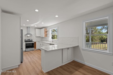Welcome to this beautifully renovated 3-bedroom, 2-bath home in on Seven Lakes Country Club in North Carolina - for sale on GolfHomes.com, golf home, golf lot