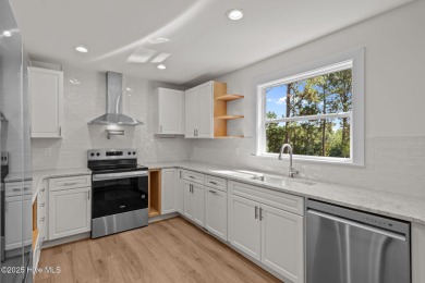 Welcome to this beautifully renovated 3-bedroom, 2-bath home in on Seven Lakes Country Club in North Carolina - for sale on GolfHomes.com, golf home, golf lot