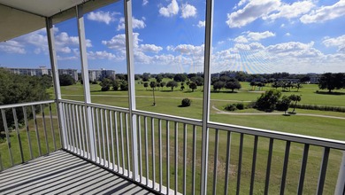This is your chance to own a spacious 1 bedroom, 1.5 bathroom on Palm-Aire Country Club and Resort - Palms in Florida - for sale on GolfHomes.com, golf home, golf lot