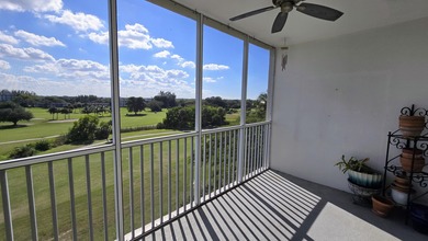 This is your chance to own a spacious 1 bedroom, 1.5 bathroom on Palm-Aire Country Club and Resort - Palms in Florida - for sale on GolfHomes.com, golf home, golf lot