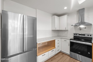 Welcome to this beautifully renovated 3-bedroom, 2-bath home in on Seven Lakes Country Club in North Carolina - for sale on GolfHomes.com, golf home, golf lot