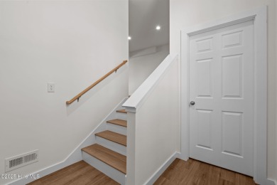 Welcome to this beautifully renovated 3-bedroom, 2-bath home in on Seven Lakes Country Club in North Carolina - for sale on GolfHomes.com, golf home, golf lot