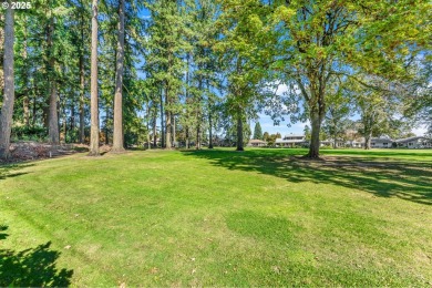 This beautifully designed home in the sought-after Summerfield on Summerfield Golf and Country Club in Oregon - for sale on GolfHomes.com, golf home, golf lot