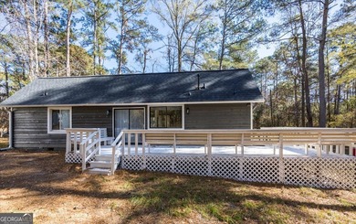 This 3-bedroom, 2-bath home has been completely updated from top on Golf Club of Macon in Georgia - for sale on GolfHomes.com, golf home, golf lot