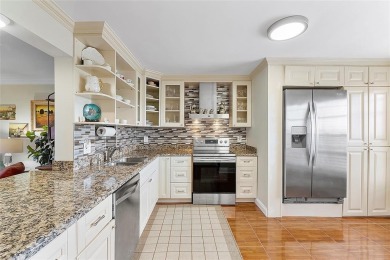 Welcome to a serene 55+ Bonaire Village getaway in Delray Beach! on Marina Lakes Golf Course in Florida - for sale on GolfHomes.com, golf home, golf lot
