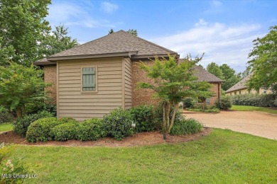 CLICK ON VIRTUAL TOURWelcome to this beautifully updated home on Lake Caroline Golf Club in Mississippi - for sale on GolfHomes.com, golf home, golf lot