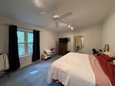 Welcome to this 4 bedroom, 2 bath home offering 1,816 sq ft of on Indian Hills Country Club in Arkansas - for sale on GolfHomes.com, golf home, golf lot