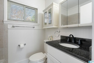 NEW LOOK--completely updated from top to bottom! This charming on Vestavia Golf and Country Club in Alabama - for sale on GolfHomes.com, golf home, golf lot