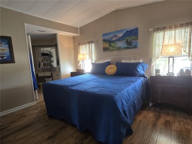 ZELLWOOD STATION BEAUTIFUL GOLF COURSE VIEW This 2-bedroom 2 on Zellwood Station Country Club in Florida - for sale on GolfHomes.com, golf home, golf lot