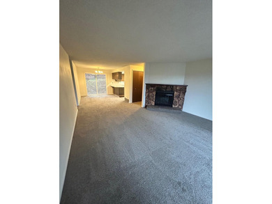 Latah Creelk golf course community condo. 1440sqft 2 story unit on Hangman Valley Golf Course in Washington - for sale on GolfHomes.com, golf home, golf lot