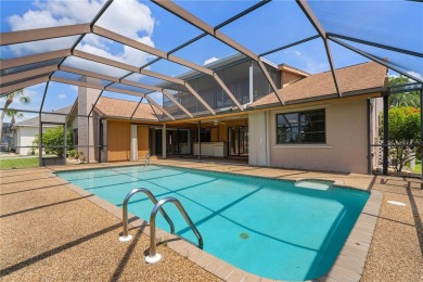 SPACIOUS POOL HOME OVERLOOKING GOLF COURSE IN LAKE SUZY on Kingsway Country Club in Florida - for sale on GolfHomes.com, golf home, golf lot