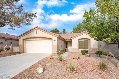 THIS STUNNING AGE RESTRICTED TWO BEDROOM SINGLE STORY HOME IN on Desert Willow Golf Course in Nevada - for sale on GolfHomes.com, golf home, golf lot