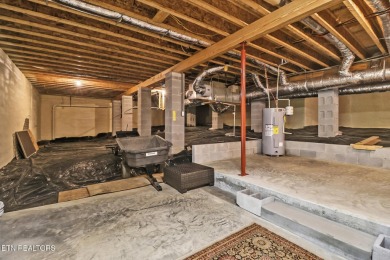 Welcome to this amazing move in ready, custom-built home on Heatherhurst Golf Course in Tennessee - for sale on GolfHomes.com, golf home, golf lot