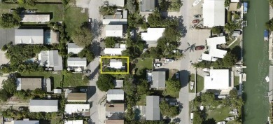 Lowest Priced mobile home currently for sale in the KeyWest MLS on Key West Golf Club in Florida - for sale on GolfHomes.com, golf home, golf lot