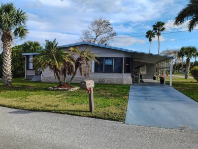 This gorgeous and tastefully renovated 2 bedrooms / 2 baths in on Spanish Lakes Fairways in Florida - for sale on GolfHomes.com, golf home, golf lot