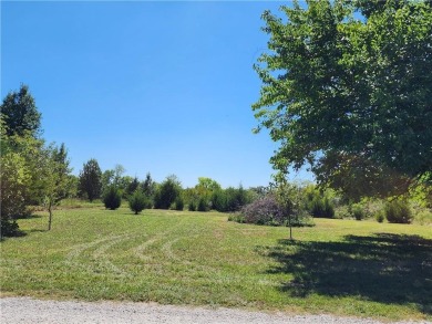 Discover Linn Valley Lakes, a vibrant community with endless on Linn Valley Lakes - Deer Trace Golf Course in Kansas - for sale on GolfHomes.com, golf home, golf lot