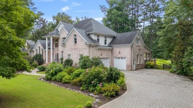 Rare opportunity in the Country Club of Roswell - Willow Springs on Country Club of Roswell in Georgia - for sale on GolfHomes.com, golf home, golf lot