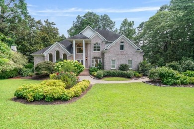Rare opportunity in the Country Club of Roswell - Willow Springs on Country Club of Roswell in Georgia - for sale on GolfHomes.com, golf home, golf lot