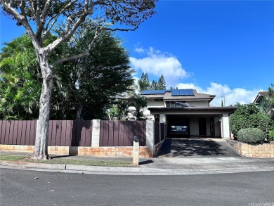 Rare Opportunity in Mililani Town - Spacious 5-Bedroom Home with on Mililani Golf Club in Hawaii - for sale on GolfHomes.com, golf home, golf lot