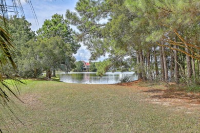 Welcome Home! This turn key home is an absolute showstopper! on RiverTowne Country Club in South Carolina - for sale on GolfHomes.com, golf home, golf lot