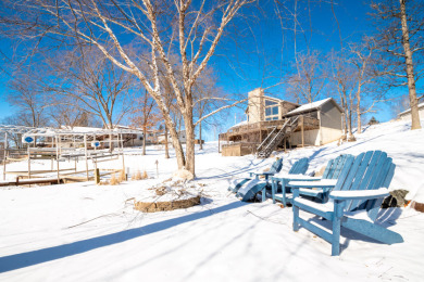 Exceptional 4 BD, 4 BA Where You Can Experience Best of Lake Life on Oak Run Golf Course in Illinois - for sale on GolfHomes.com, golf home, golf lot