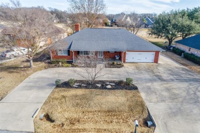 This golf course home has it all! Great location. Immaculate & on Lake Kiowa Golf Course in Texas - for sale on GolfHomes.com, golf home, golf lot