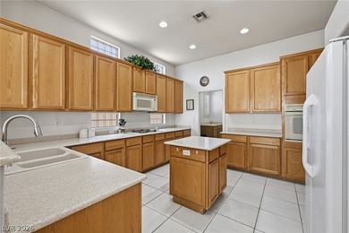 Don't miss this spacious 2-bedroom plus den home located in a on Desert Willow Golf Course in Nevada - for sale on GolfHomes.com, golf home, golf lot