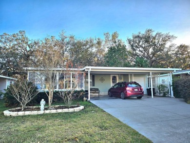 THIS 2/2 IS FURNISHED AND FEATURES AN ENCLOSED FRONT LANAI (200 on Southport Springs Golf Club in Florida - for sale on GolfHomes.com, golf home, golf lot