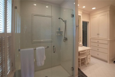 Beautiful all-brick colonial perfectly situated overlooking Hole on Mission Hills Country Club in Kansas - for sale on GolfHomes.com, golf home, golf lot